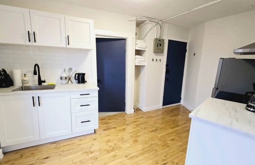 Ramsay Apartment | Historic Ramsay Retreat by Calgary Stampede
