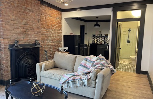 New Albany Apartment | Historic residence w/laundry, firepit and charm!