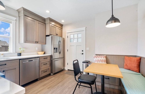 Newberg House | Historic, Restored Home - Downtown Newberg