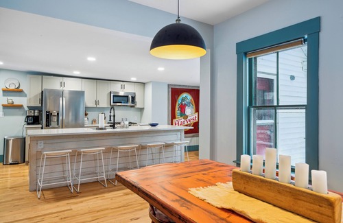 Bridgewater Other | Historic Riverfront House: 5 Bedrooms 3.5 Baths on 5 Acres