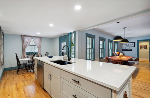 Bridgewater Other | Historic Riverfront House: 5 Bedrooms 3.5 Baths on 5 Acres