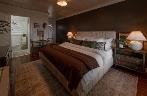 Chattanooga Hotel | Historic Riverview Inn Three