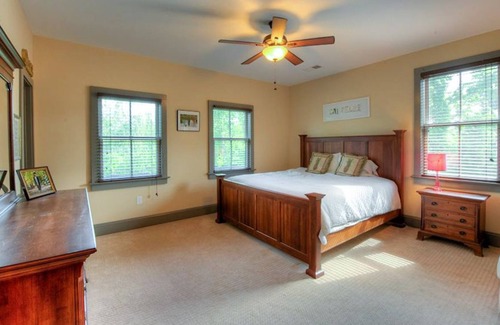 Venable House | Historic Rugby Walk to All Things UVA