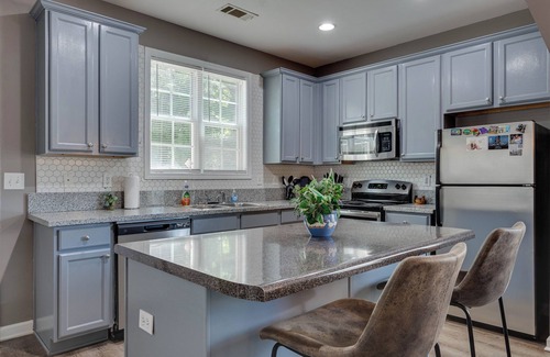 Sylvan Hills House | Historic, Rustic two level home- South Atlanta