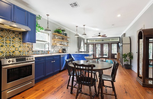 Abita Springs House | Historic Shotgun House/Walk To Town/Biking