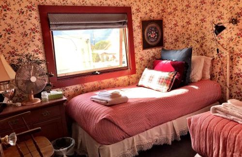 Downtown Skagway Bed & Breakfast | Historic Skagway Inn