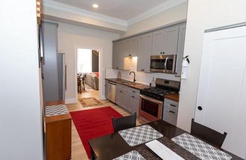 Manchester Apartment | Historic & Sophisticated Walk to Casino Stadiums