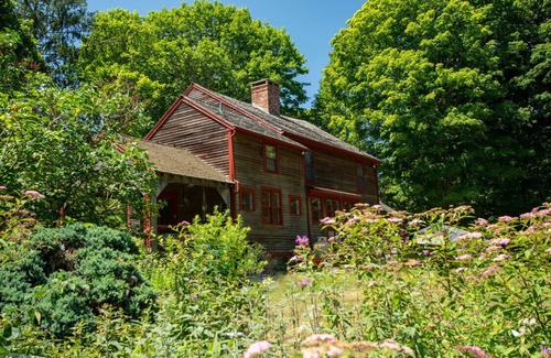 Stonington House | Historic Stonington/Mystic Home ~ Pet Friendly