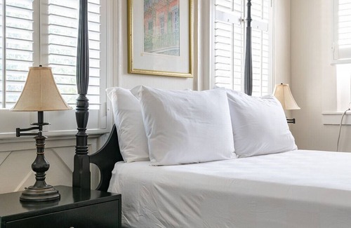 Faubourg Lafayette House | Historic Streetcar Inn