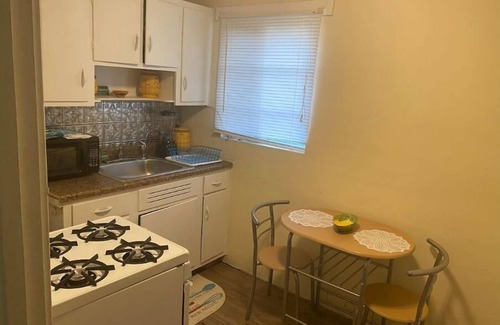 Valdosta House | Historic Studio Apartment, 3 min to SGMC Hospital