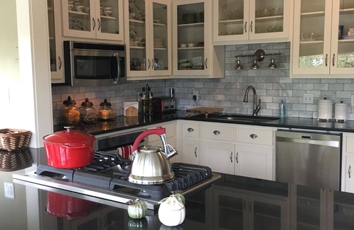 Hot Springs House | Historic Treasure Near Downtown/Oaklawn/Hiking Trails
