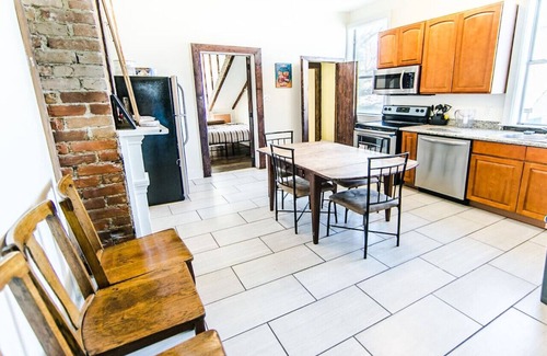 Treme House | Historic Treme Creole Cottage 3 bed/2 bath (C)