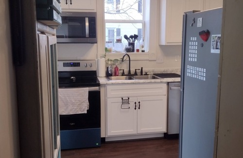 Fredericktown House | Historic Victorian close to amazing hiking - pet friendly!