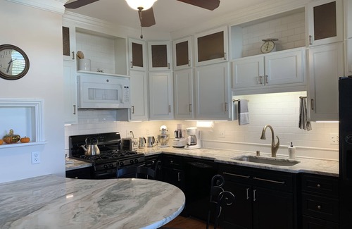 Gettysburg House | Historic Victorian in the heart of Gettysburg!