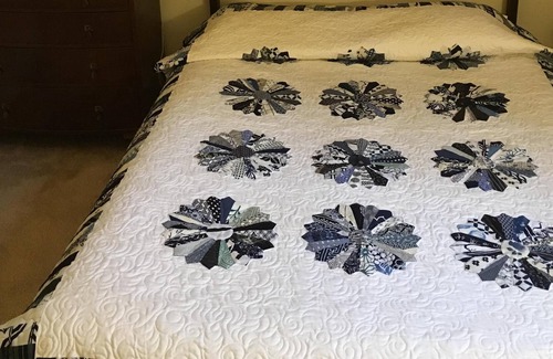 Nevada City Cottage | Historic Victorian cottage