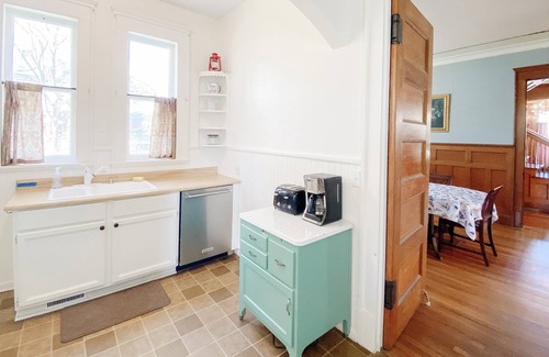 Manistee House | Historic Victorian Vacation Home - The Blacker House