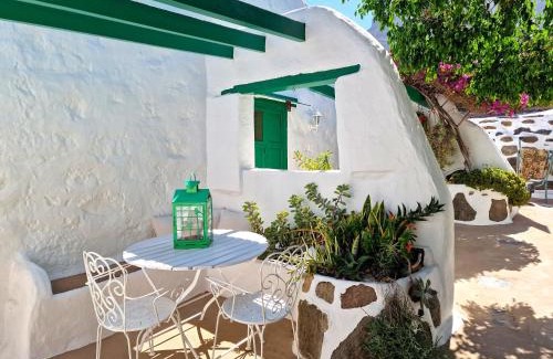 Mogan House | Historica Casa Juan