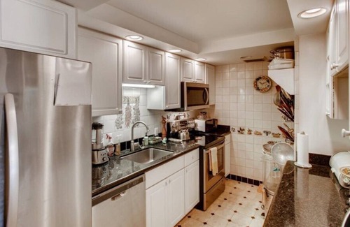 Palm Beach Apartment | Historical 2bd/2ba in Palm Beach Island | Best Location | Pool included