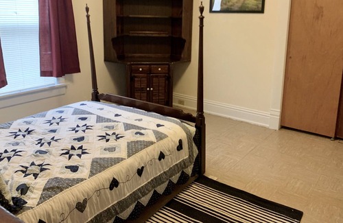 Cimarron House | Historical cozy home just down the canyon from the ski resorts!