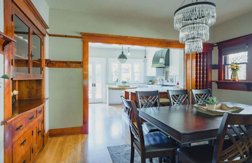 Park West Apartment | Historical Hillcrest Home