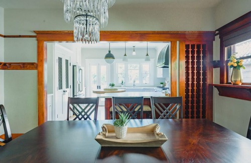 Park West Apartment | Historical Hillcrest Home