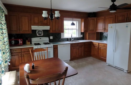 Farmdale House | Historical Home in the country
