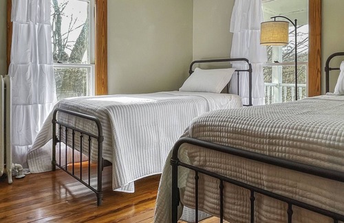 Castile House | Historical home near Letchworth State Park