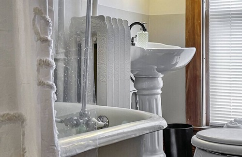 Castile House | Historical home near Letchworth State Park