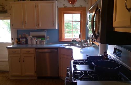 Mid America House | Historical Lakefront Cabin Just 8 Minutes to Oaklawn Track/Casino