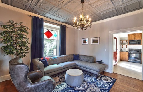 McMinnville House | HISTORICAL VICTORIAN, BEAUTIFULLY RESTORED