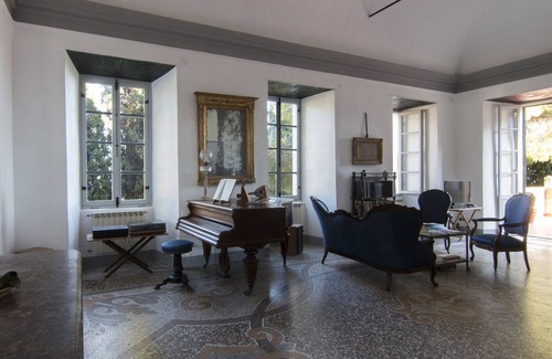 Latte Villa | Historical Villa for families and kids with swimming pool