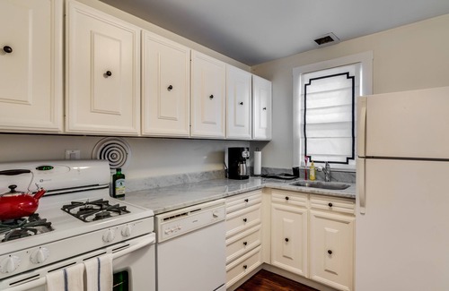 Sheffield Neighbors Condo | History Surrounds You and This Lovingly Cared for Coach House - Parking Available! by RedAwning