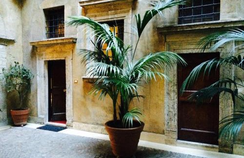 Rione V Ponte Apartment | HiSuiteROME - ApartHotel