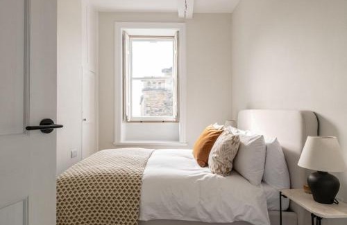Chipping Norton Apartment | Hitchmans Mews - Stunning 2BD in Chipping Norton!