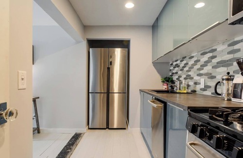 Malden Cottage | Hits Adjacent | Pet Friendly | Caraway Cottage
