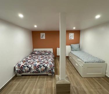 Louis Bertrand-Mirabeau-Semard Apartment | HL Home Paris Ivry