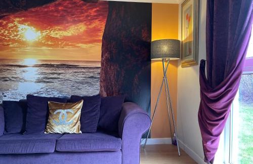 Motherwell Apartment | HLA - KING COURT APARTMENT 2