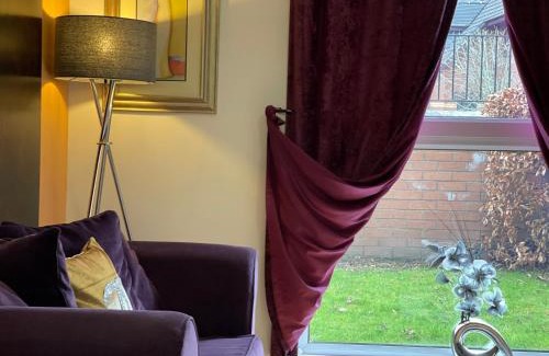 Motherwell Apartment | HLA - KING COURT APARTMENT 2