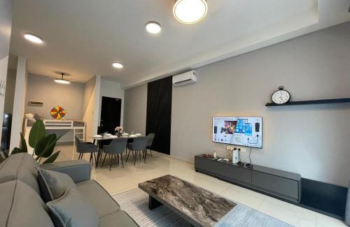 Taman Megah Ria Apartment | HM Dream D'Carlton GAME Mahjong up to 6paxs