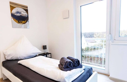 Busingen am Hochrhein Apartment | HÖ01 large apartment with dryer and washing machine