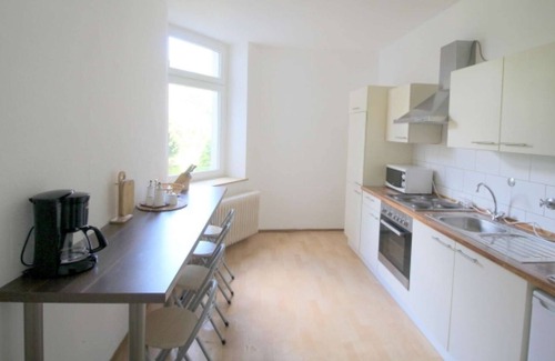 Solingen Apartment | HÖ01 large apartment with dryer and washing machine