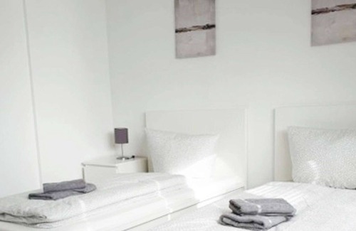 Innenstadt Apartment | HÖ01 large apartment with dryer and washing machine
