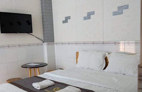 Phuong 15 Hotel | Hoa Anh Anh