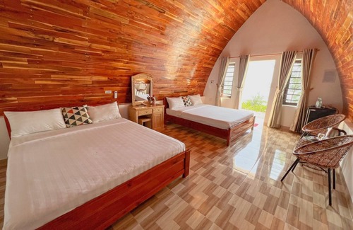 Xuan Canh Hotel | Hoa Loi Resort