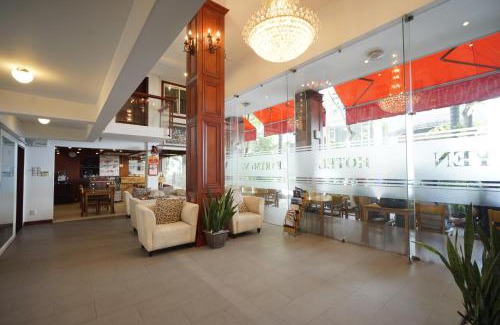 Phu My Hung Hotel | Hoang Yen Hotel Near SECC - Phu My Hung