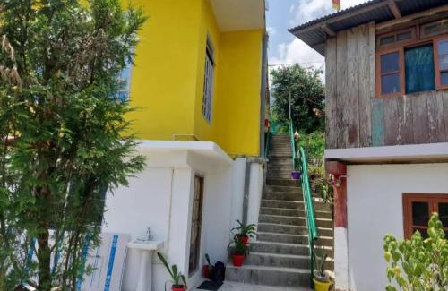 Kurseong House | Hobo's Nest Homestay By StayApart