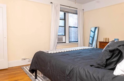 Hoboken Apartment | Hoboken Haven – Heart of town!