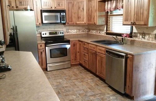 Union Furnace Cabin | HOCKING HILLS CABIN WITH HOT TUB AND POND ON 4 SECLUDED ACRES with REC BARN