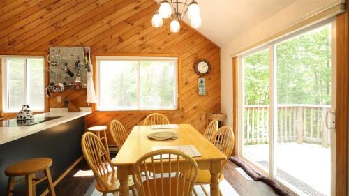 Campton House | Hodgeman Hill 63 E