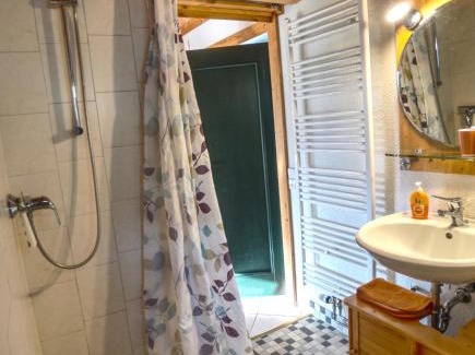 Kamp-Bornhofen House | Hof Marienberg, 56340 Osterspai, Deutschland Wanderhütte